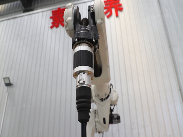 六軸工業(yè)機器人的優(yōu)缺點有哪些? 工業(yè)機器人