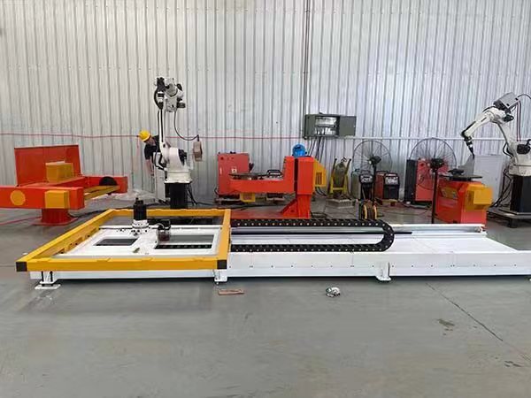 焊接機(jī)器人廠家能提供什么服務(wù)? 焊接機(jī)器人廠家圖片展示