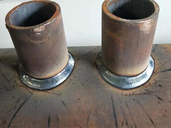 全自動焊接機器人如何通過焊縫判斷質量？