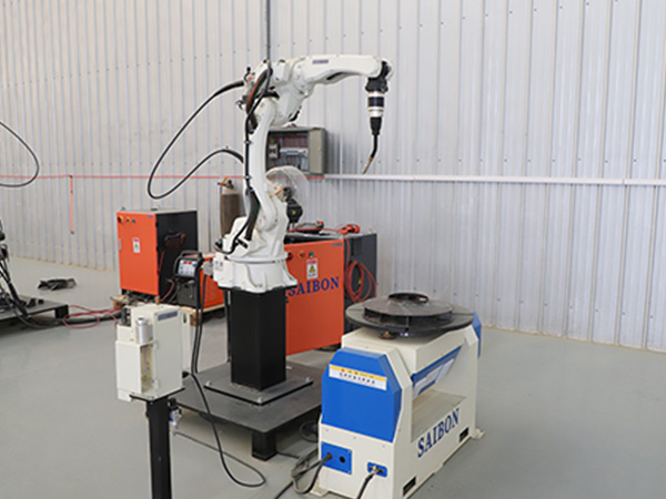 焊接機器人選擇焊接電源考慮輸出的持續率