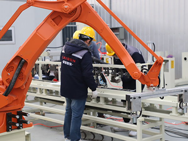 工業(yè)碼垛機器人的優(yōu)勢 工業(yè)碼垛機器人的優(yōu)勢