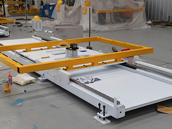 使用機(jī)器人行走地軌的注意事項 使用機(jī)器人行走地軌的注意事項